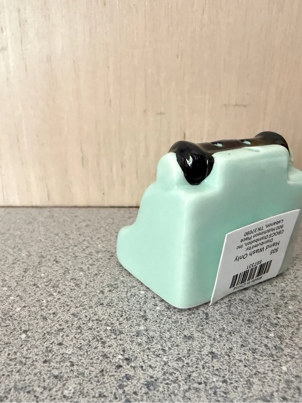 New Crate & Barrel Old Fashioned Retro Typewriter Light Teal Blue Pepper Shaker
